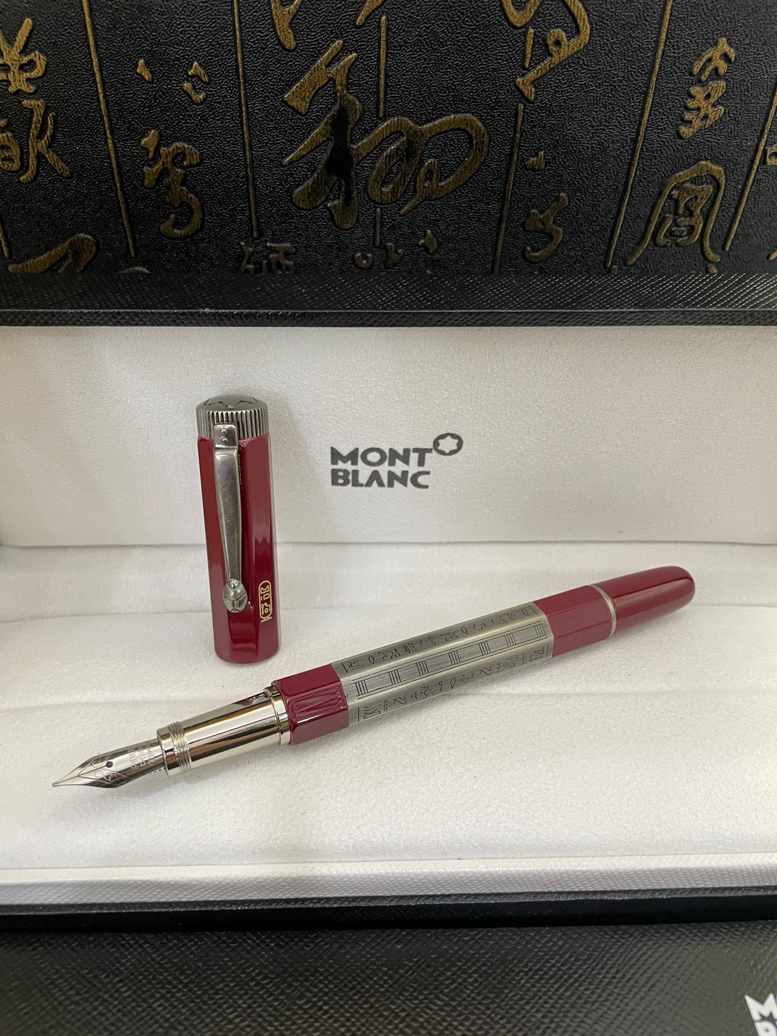 Fake Montblanc Heritage Egyptomania Fountian Grey